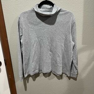 L.L. Bean Heather Gray Turtleneck Shirt EUC 100% Cotton Timeless Piece